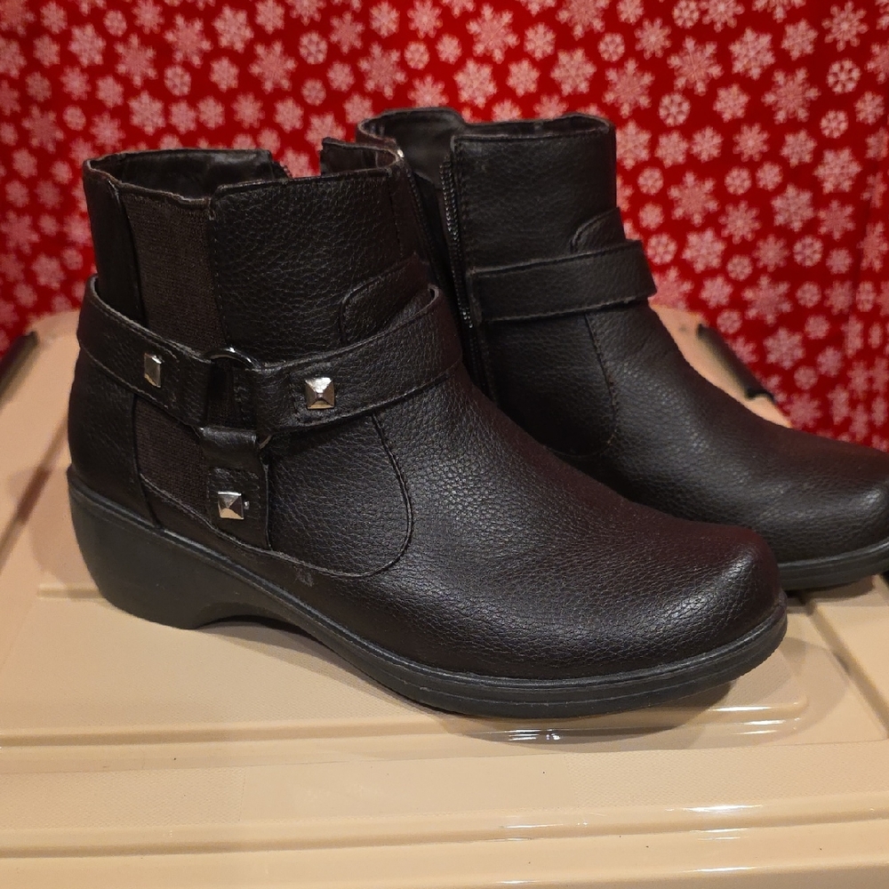 Sleek Black Ankle Boots with Studded Straps